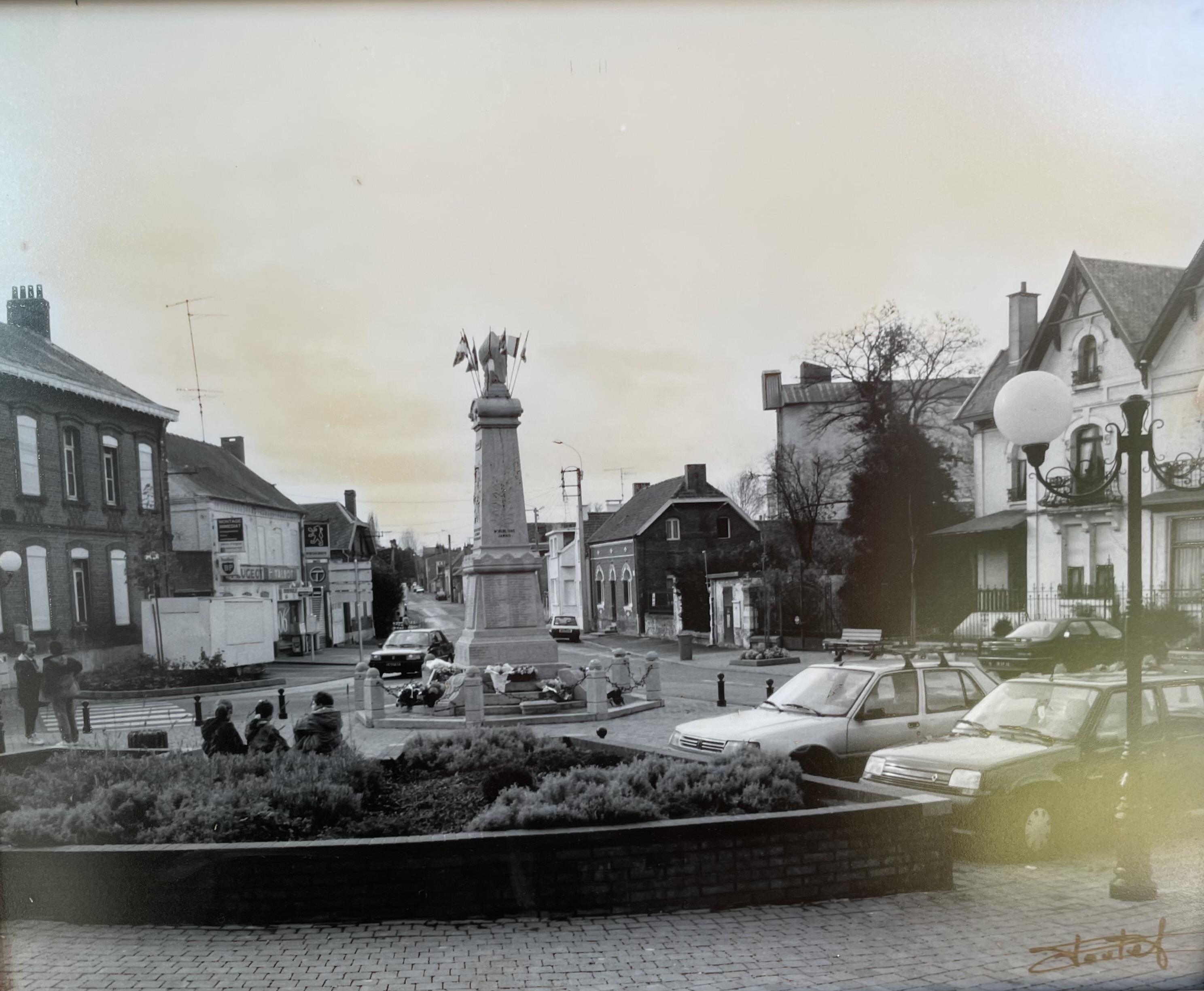 Place de l'Église (2)