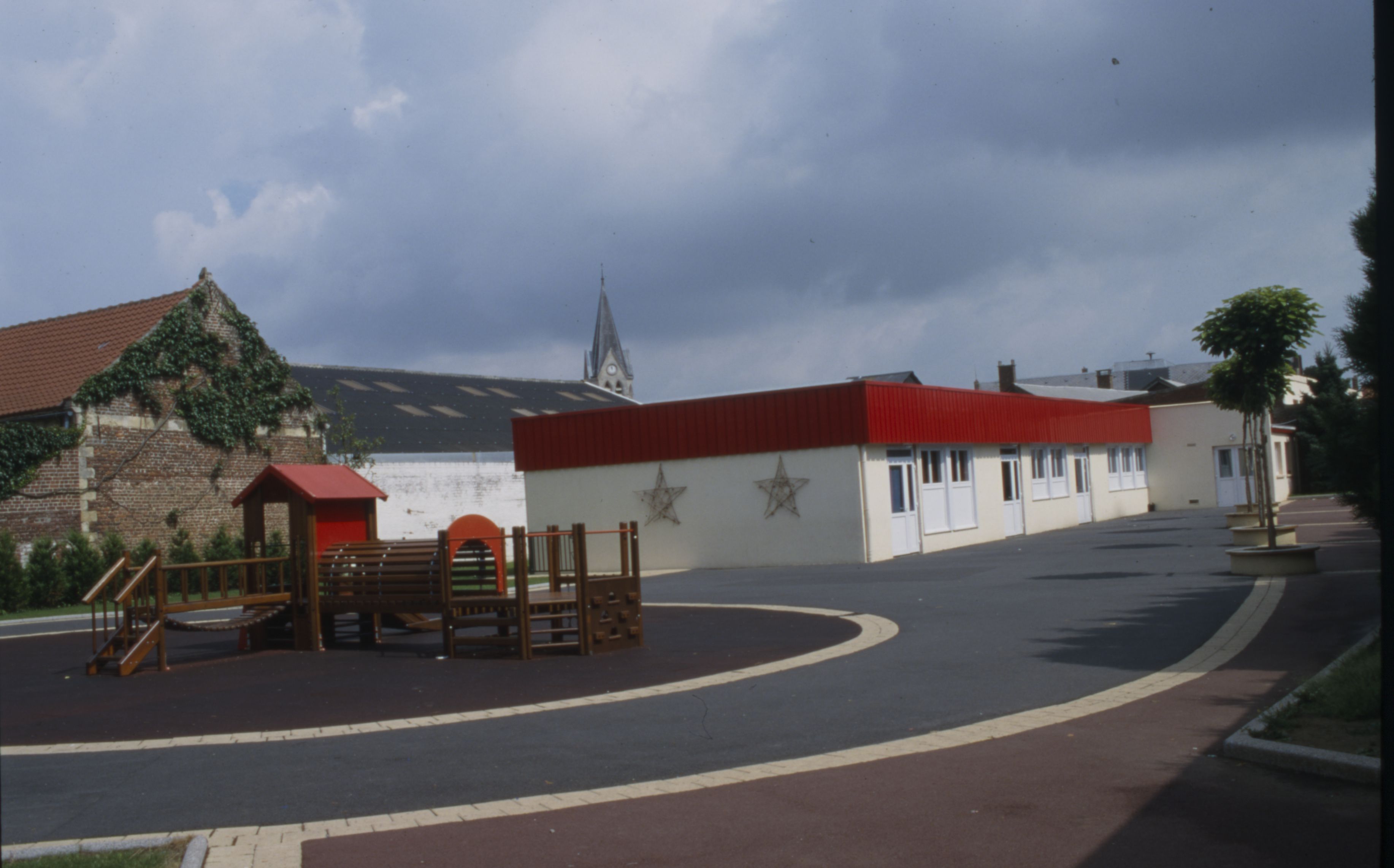 Cour arrière de l'école