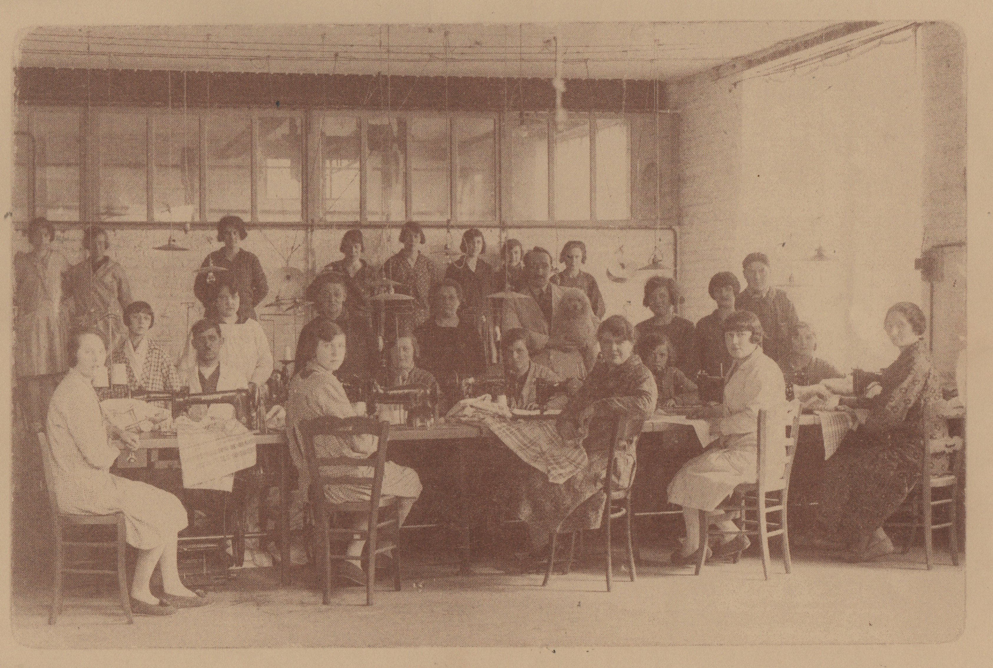 École ménagère ou tissage ?